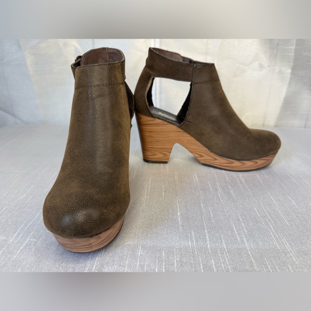 Ancora nubuck wedges - Picture 3 of 9